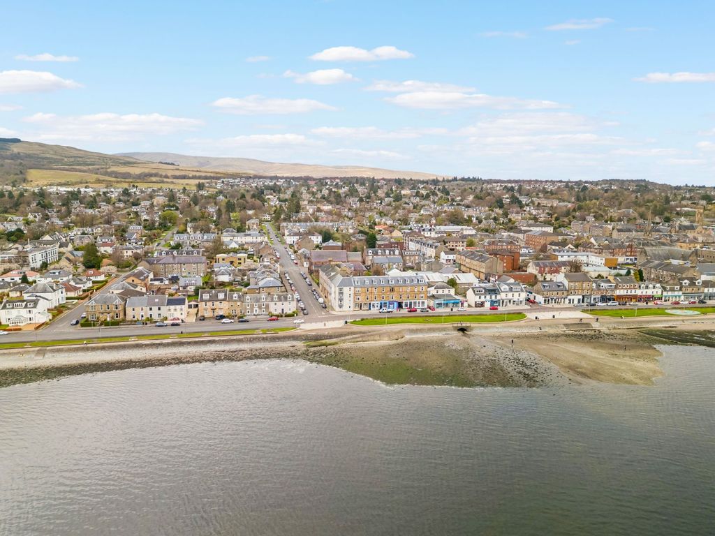 Additional image 37 of 3 bed maisonette for sale80 West Clyde Street, Helensburgh G84
