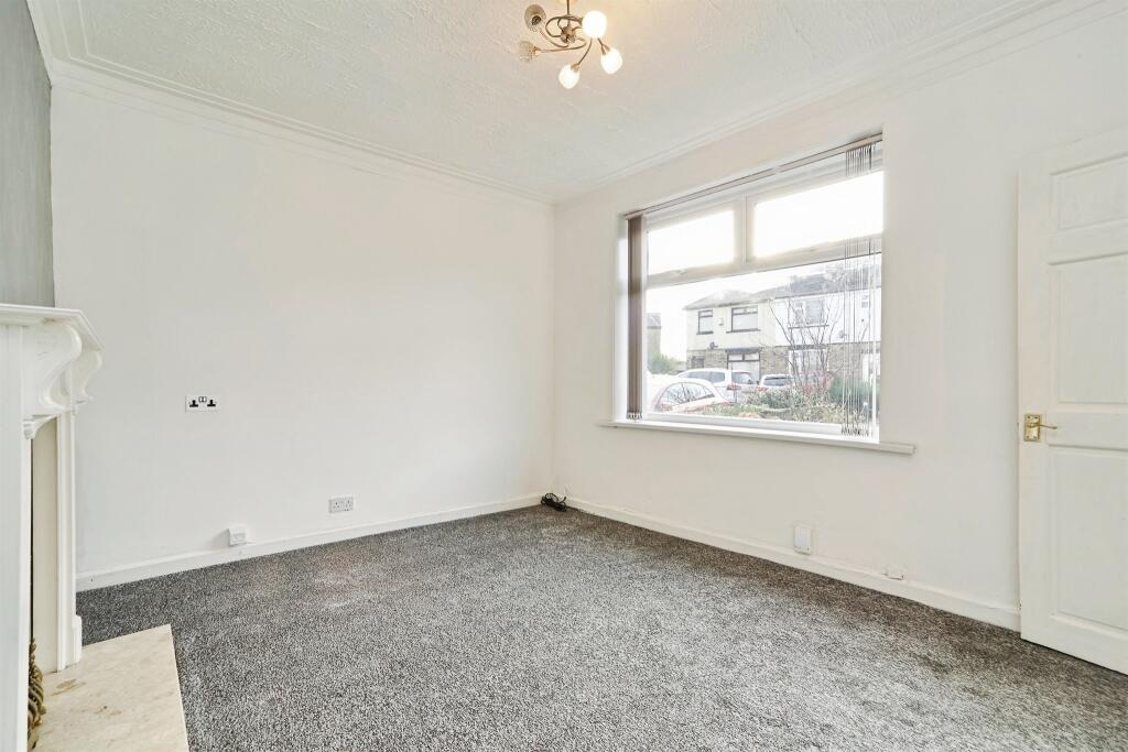 Additional image 4 of Thornbury Crescent, Bradford
