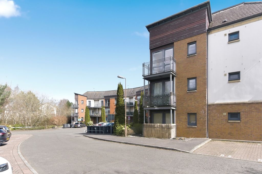 Additional image 21 of 2 bed flat for saleKaims Terrace, Livingston EH54