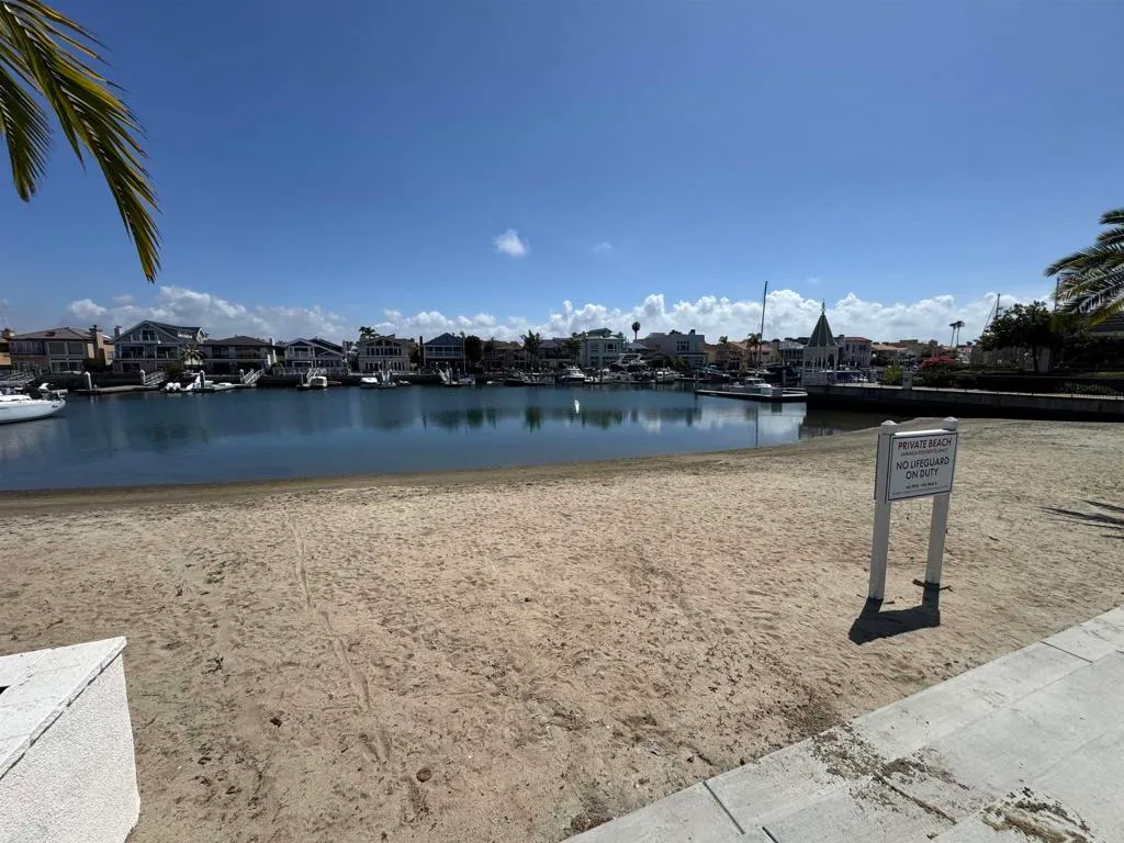 Additional image 37 of 69 Half Moon Bend, Coronado, CA 92118