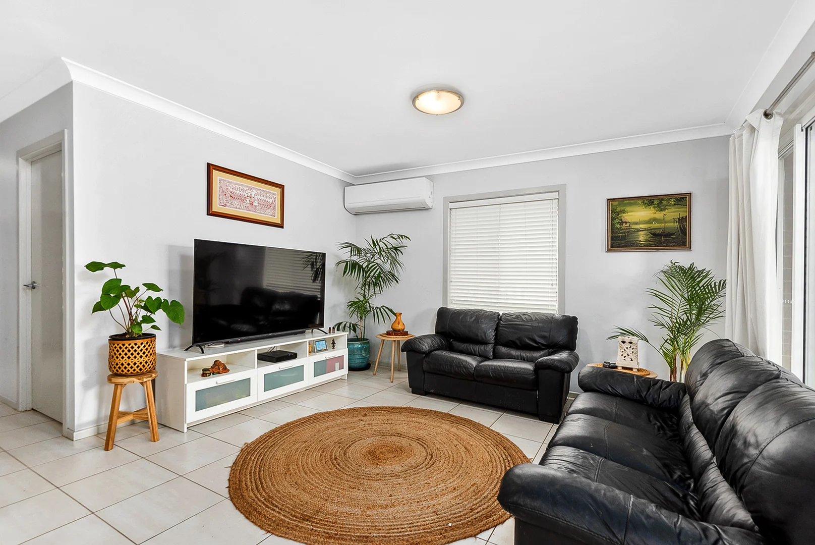 23 Cobblestone Avenue, Logan Reserve QLD 4133 photo 2