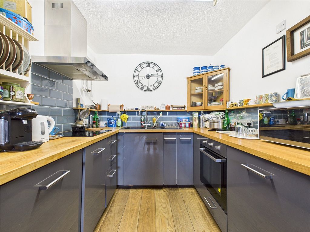 Additional image 3 of 1 bed flat for saleSuffolk Place, Woodbridge, Suffolk IP12