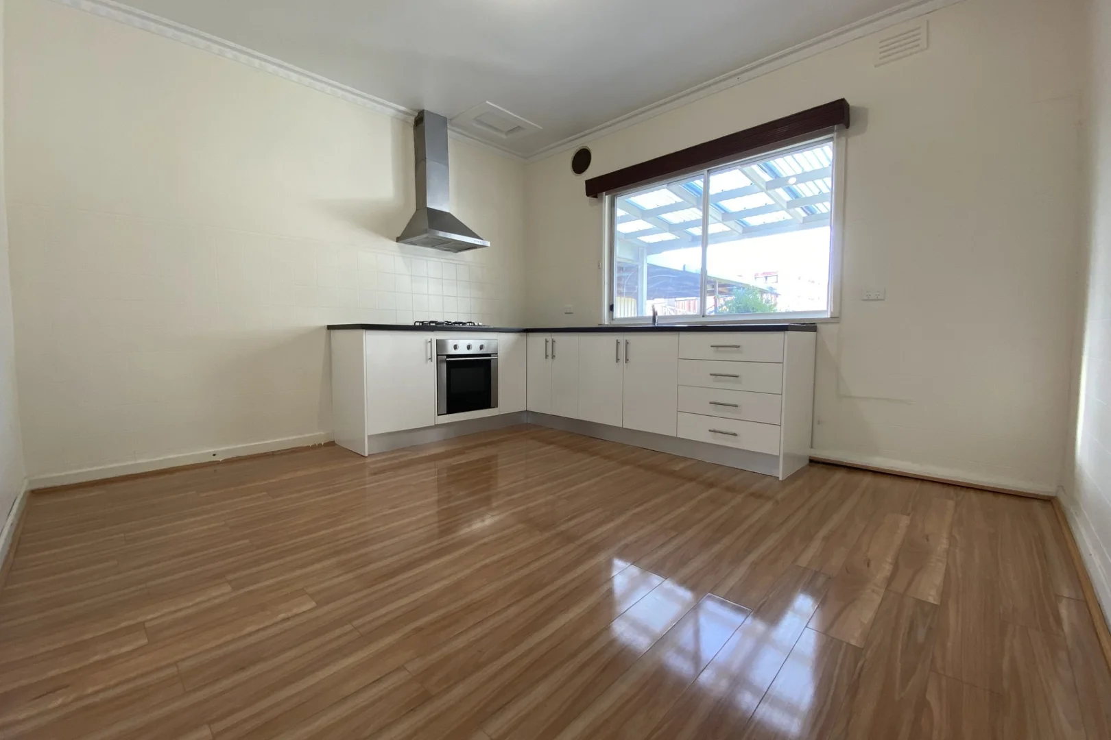 Additional image 3 of 94 View Street, St Albans VIC 3021