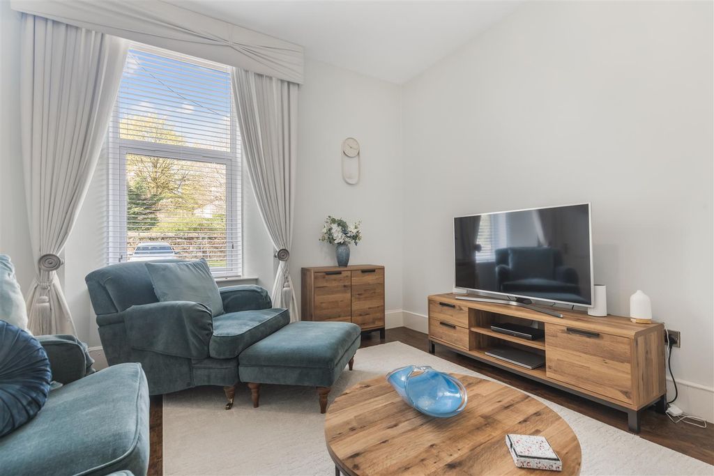 Additional image 15 of 3 bed flat for saleBrougham Street, Greenock PA16