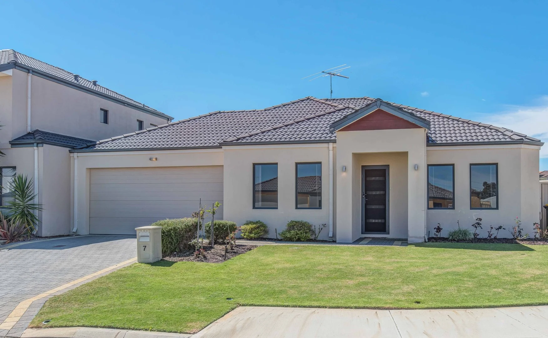 7 Dana Way, Madeley WA 6065