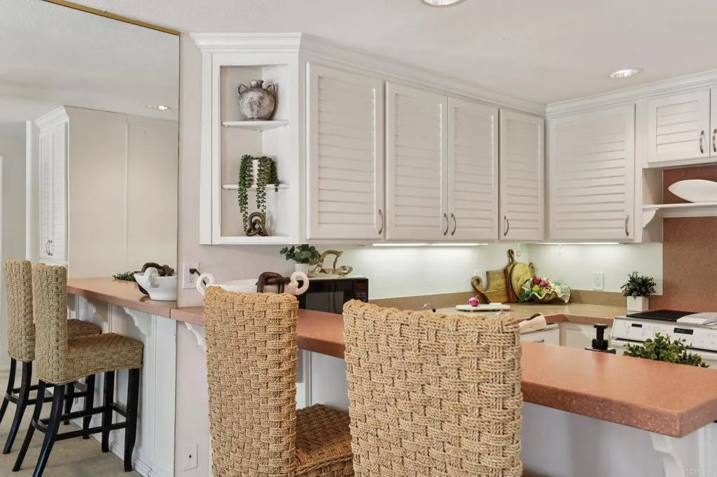 Additional image 91 of 7126 Marina Pacifica Drive N, Long Beach, CA 90803