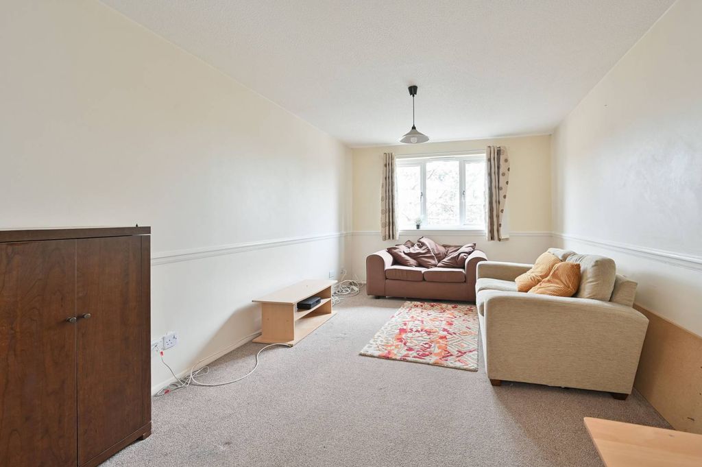 Additional image 7 of 1 bed flat for saleCourtlands Close, Watford WD24