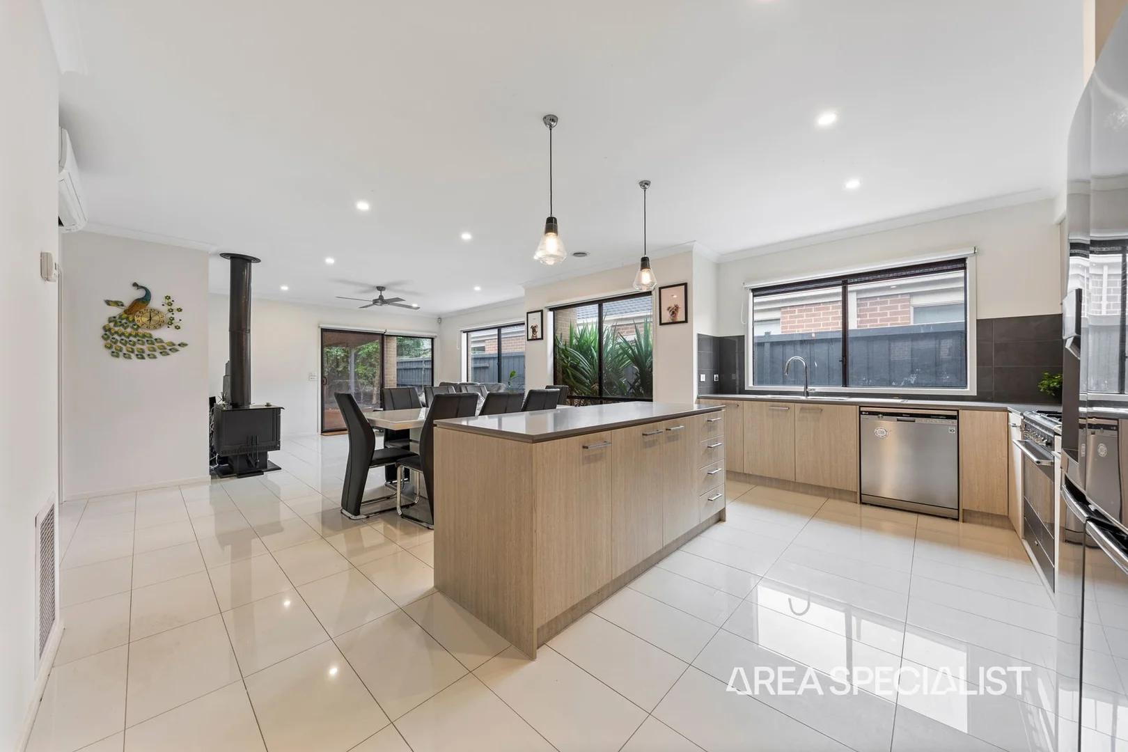 Additional image 4 of 44 Strettle Crescent, Cranbourne North VIC 3977