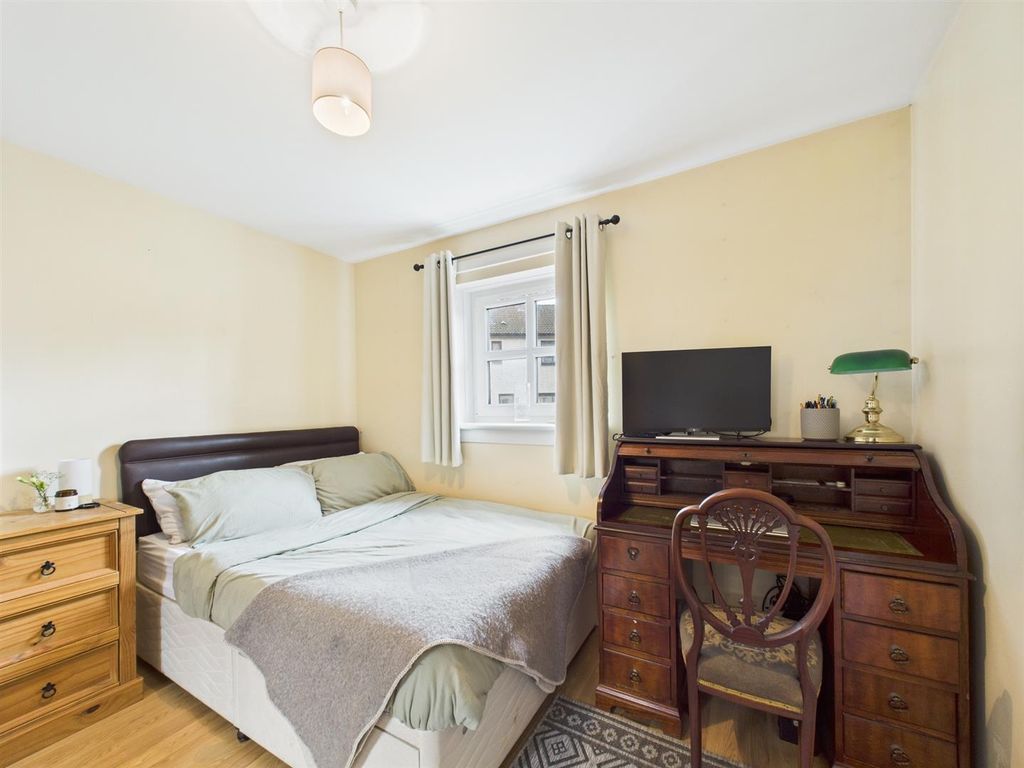 Additional image 11 of 3 bed flat for sale4D South Inch Court, Perth PH2