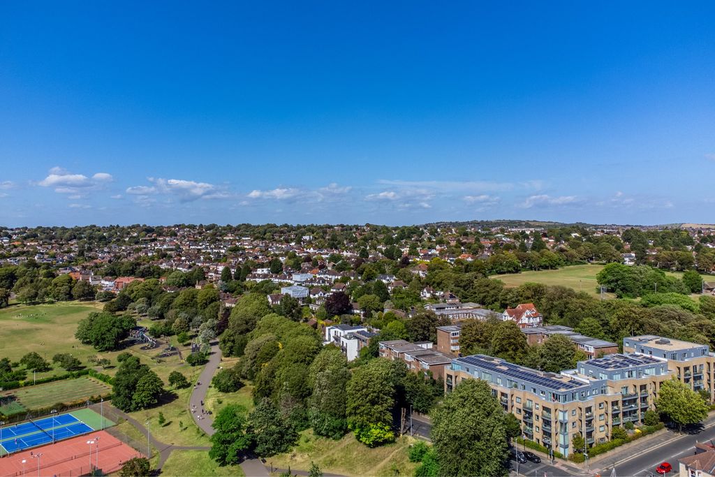 Additional image 15 of 3 bed flat for saleGoldstone Crescent, Hove BN3