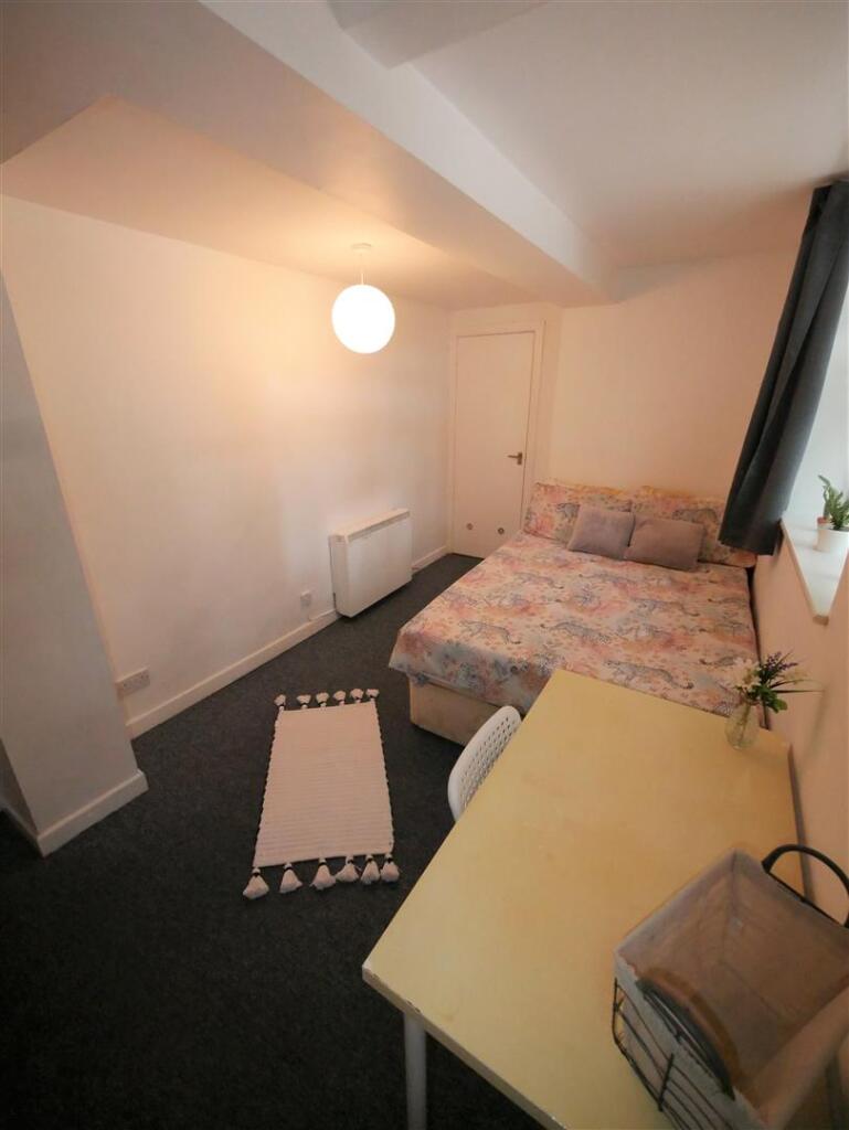 Additional image 3 of The Mount, Bournemouth, BH1