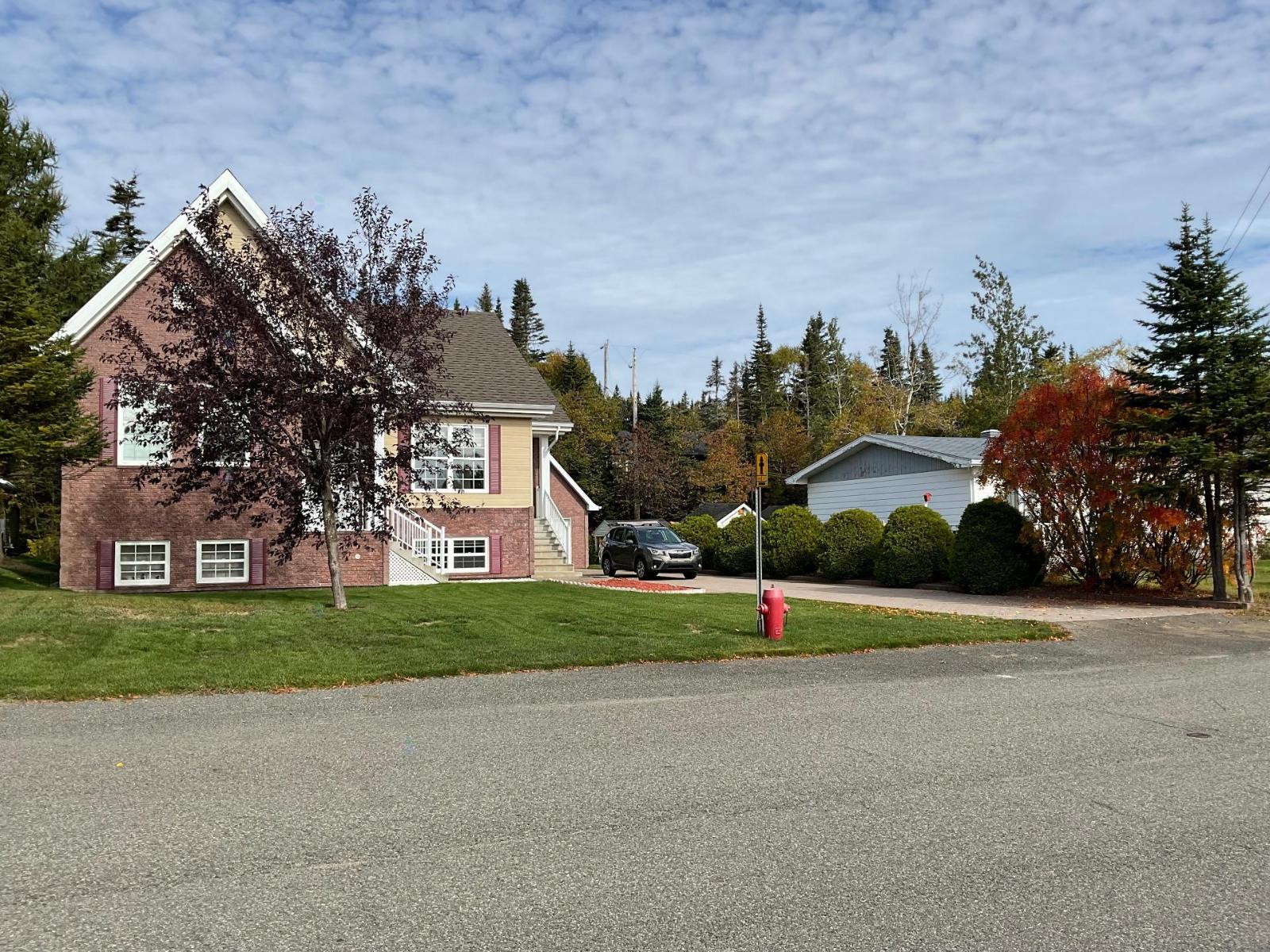 434 Rue de la Rive