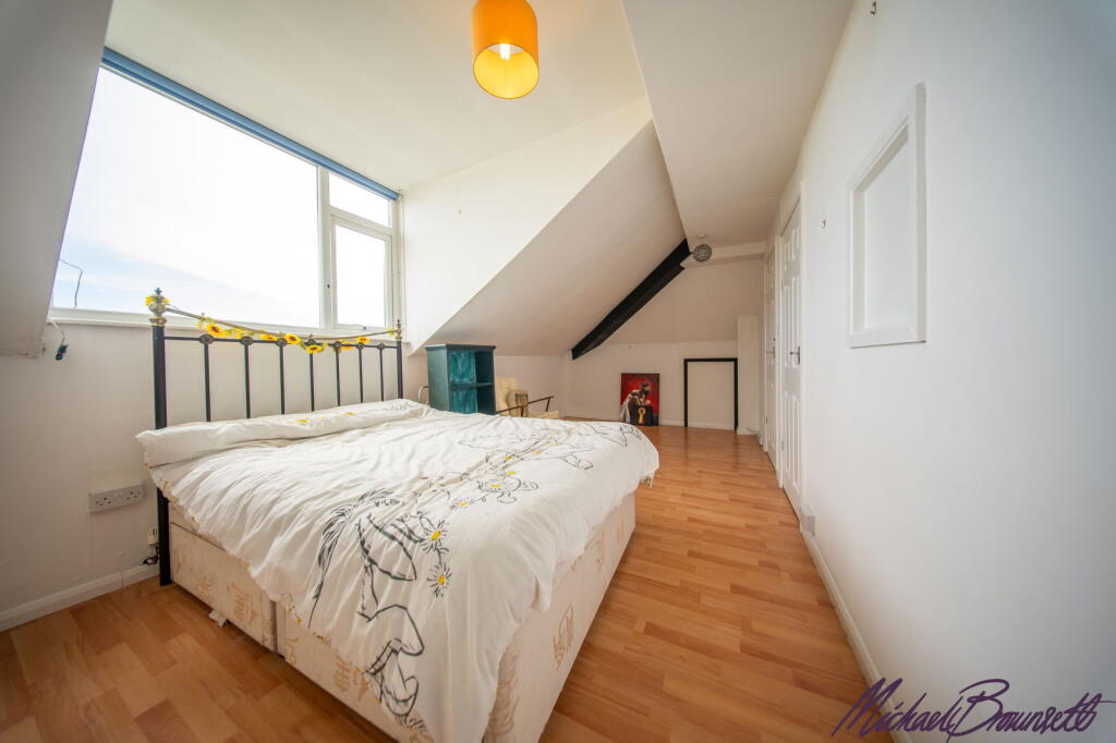 Additional image 14 of Gregory Crescent, Bradford, BD7 4PG