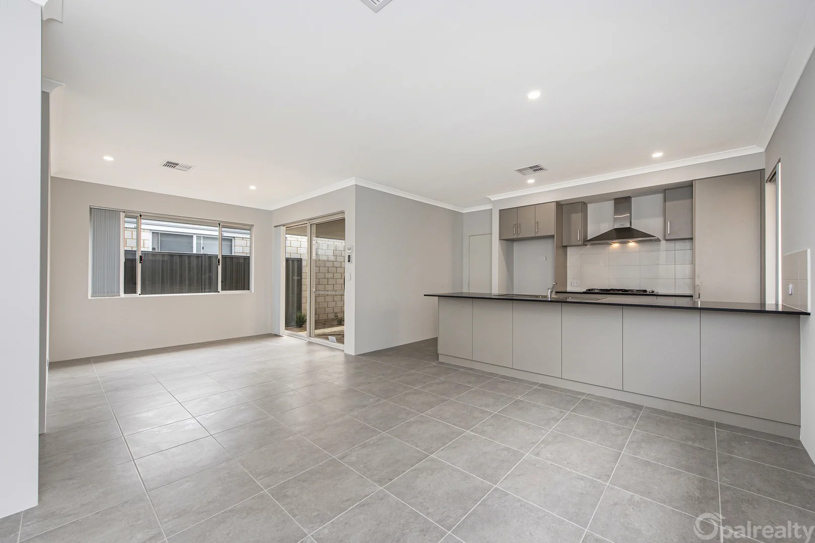 Additional image 11 of 38 Lighthouse Grove, Madora Bay WA 6210