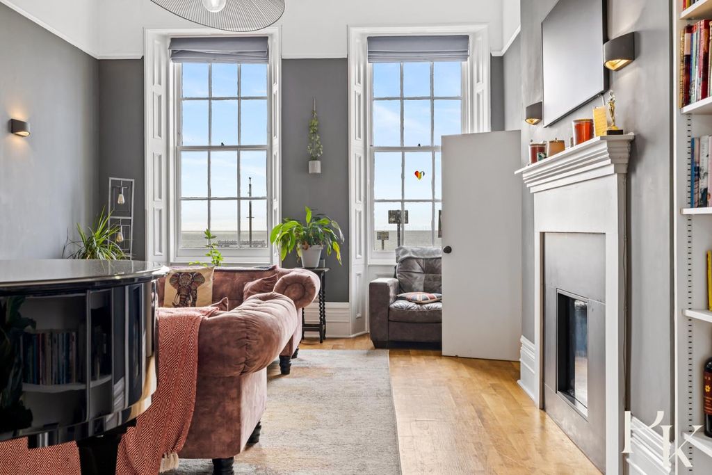 Additional image 7 of 2 bed flat for saleBrunswick Terrace, Hove BN3