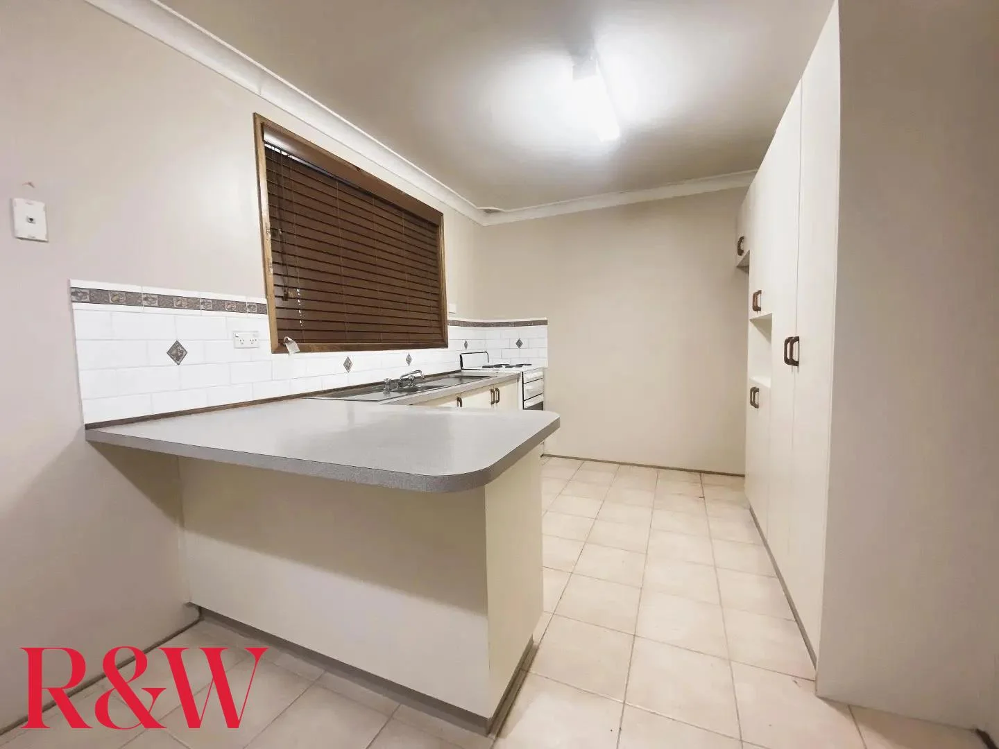 Additional image 4 of 8 Sauternes Place, Eschol Park NSW 2558