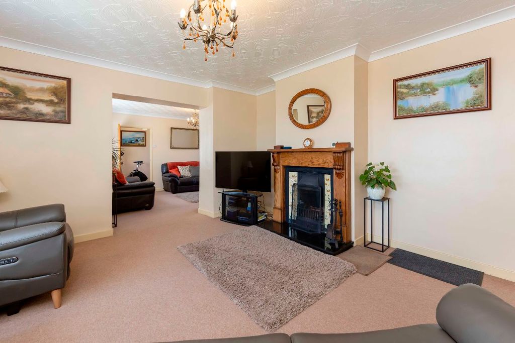 Additional image 11 of 5 bed detached house for salePenrhiwceiber Farm, Llanwonno Road, Mountain Ash CF45