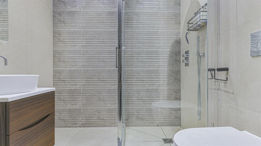 Additional image 17 of Penthouse, The Avenue Branksome Park