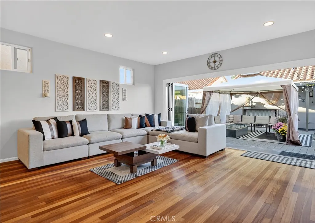 Additional image 27 of 221 Elmira Ave, Huntington Beach, CA 92648