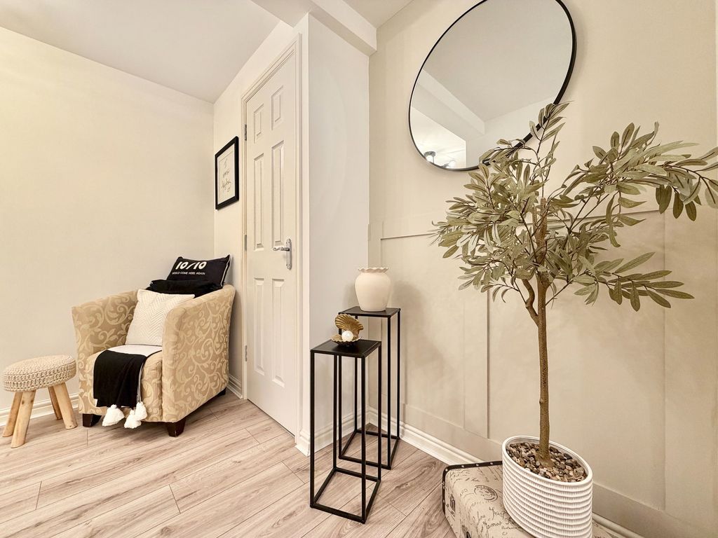 Additional image 20 of 2 bed flat for saleCrookston Court, Larbert FK5