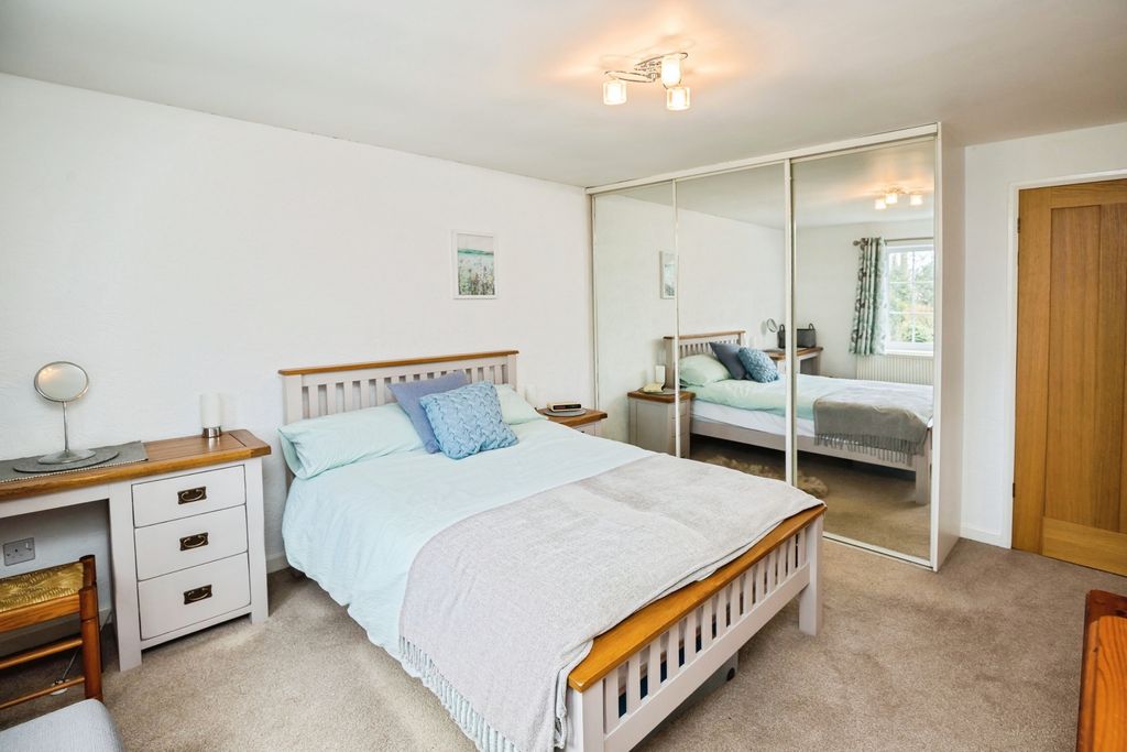 Additional image 9 of 3 bed semi-detached house for saleThe Nook, Chester CH2