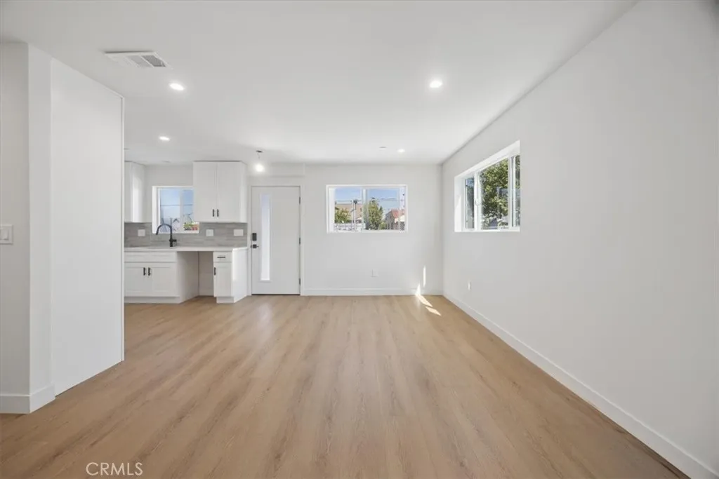 Additional image 3 of 1154 W 67th St, Los Angeles, CA 90044