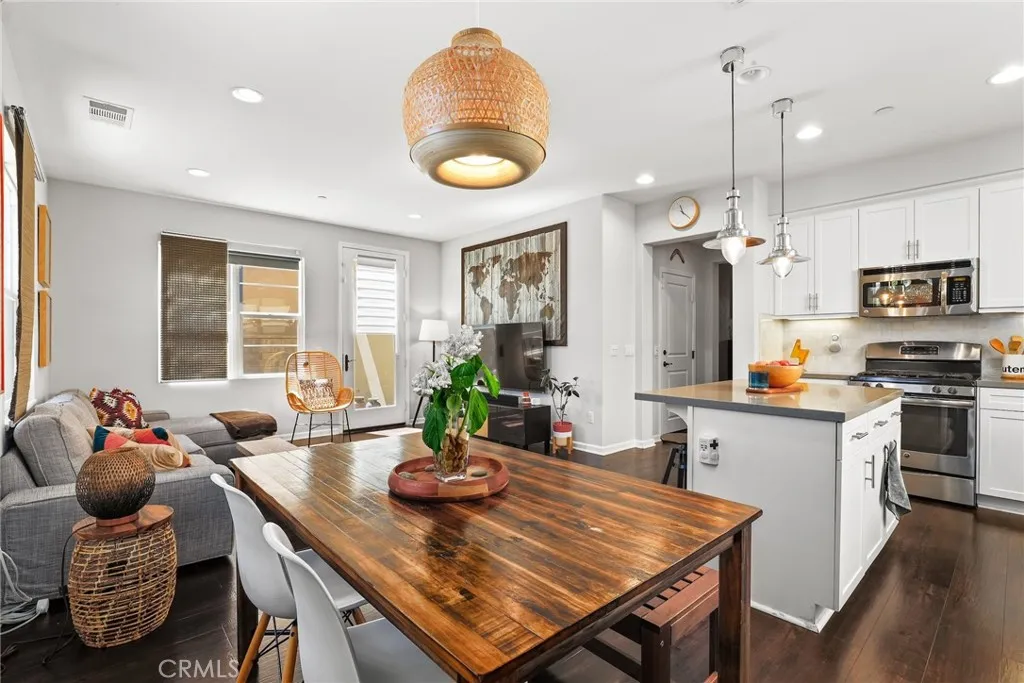 Additional image 4 of 21705 Propello Drive, Saugus, CA 91350