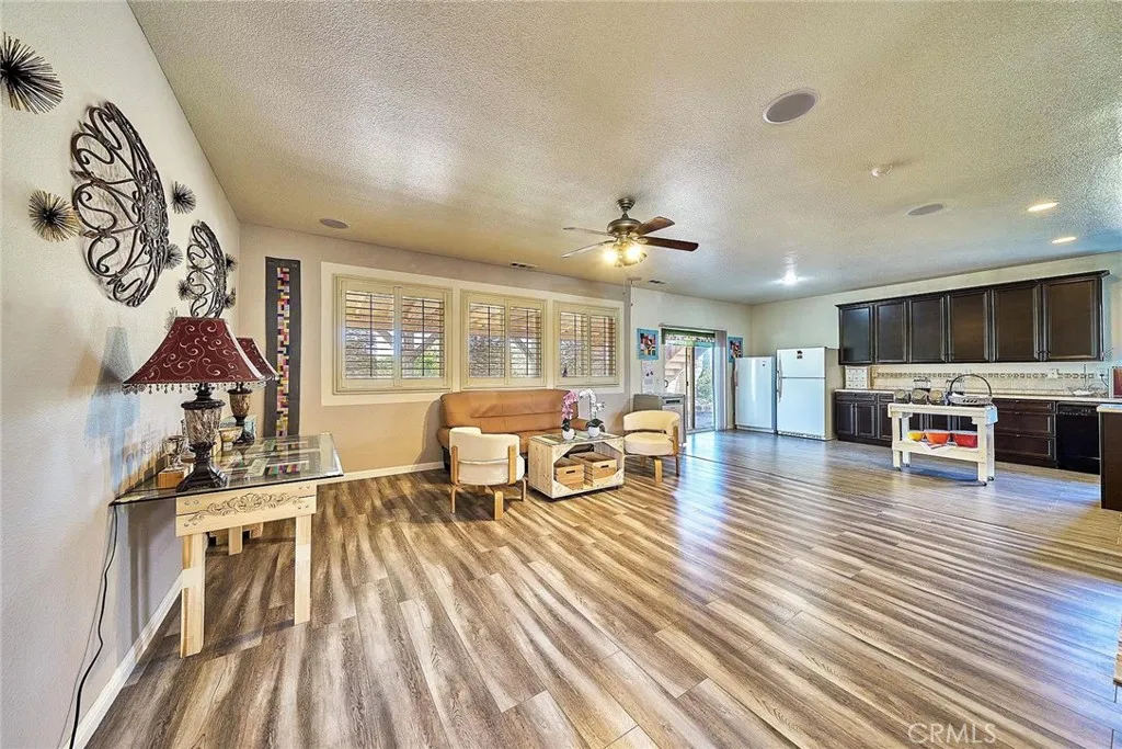 Additional image 33 of 43521 Blossom Dr, Lancaster, CA 93536