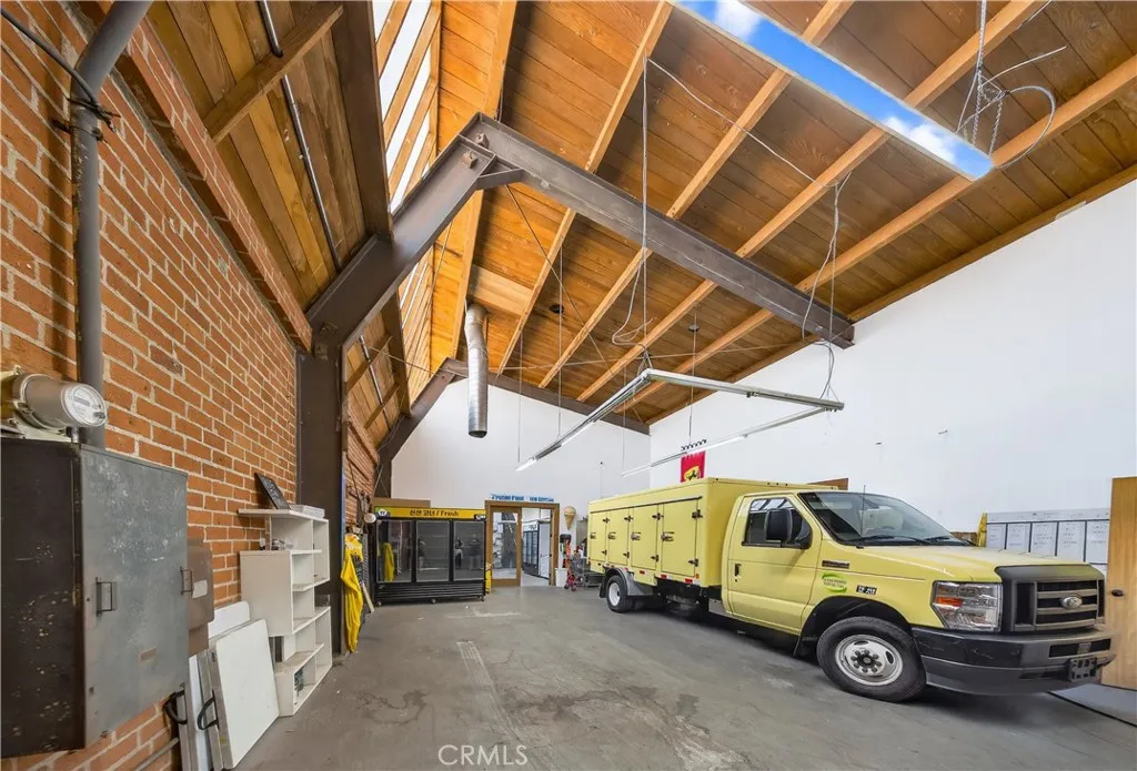 Additional image 10 of 5221 Pacific Blvd, Huntington Park, CA 90255