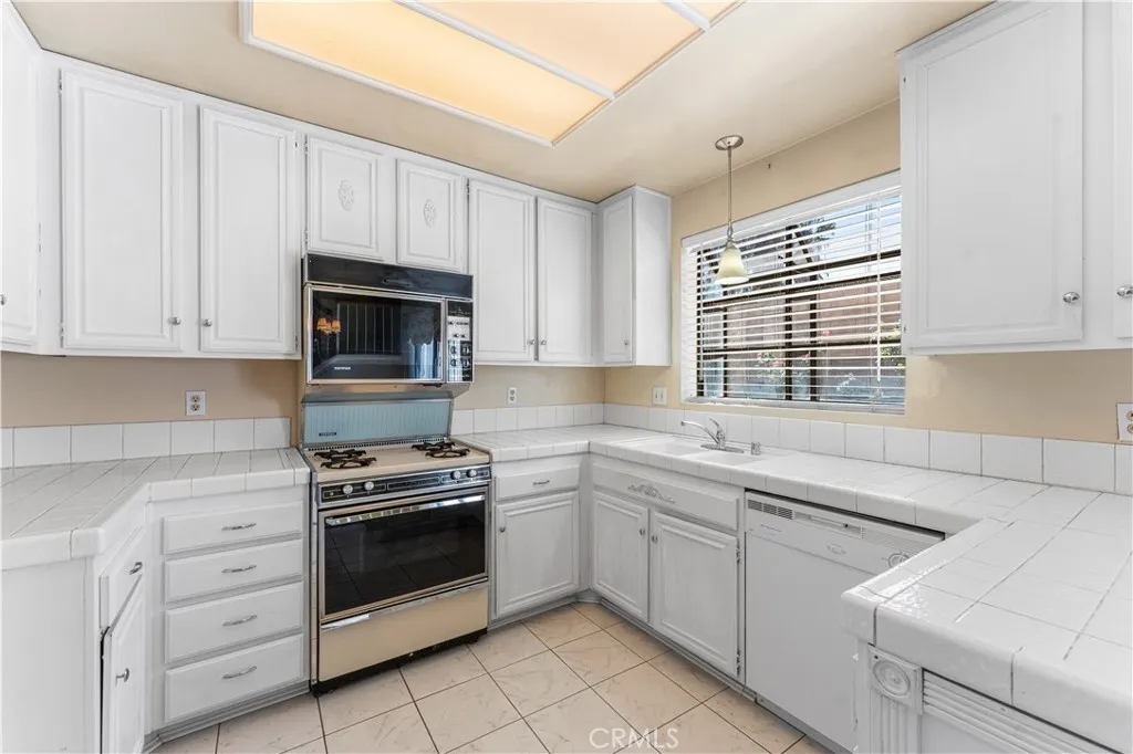 Additional image 22 of 38242 7th St W, Palmdale, CA 93551