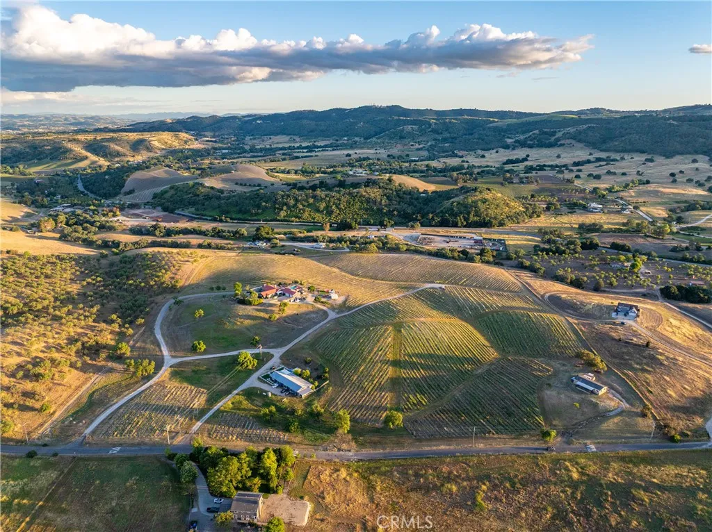 Additional image 129 of 2325 Bella Tierra Pl, Paso Robles, CA 93446