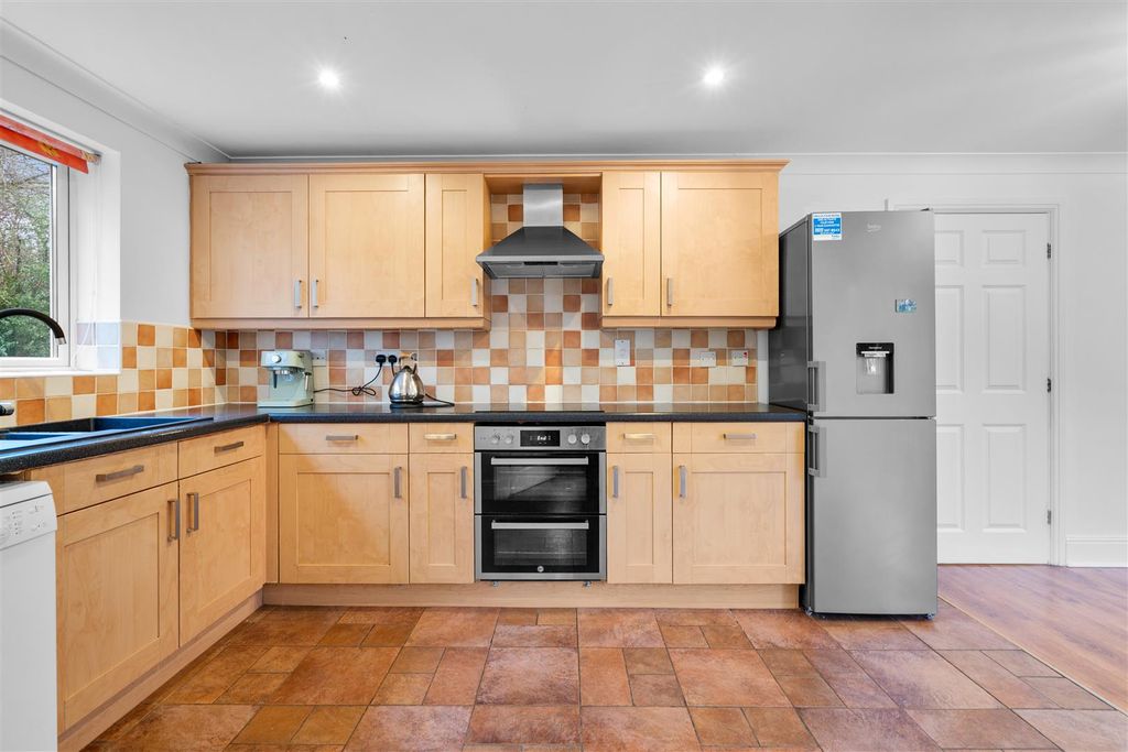Additional image 8 of 4 bed detached house for saleKingfisher Close, Hartlepool TS26