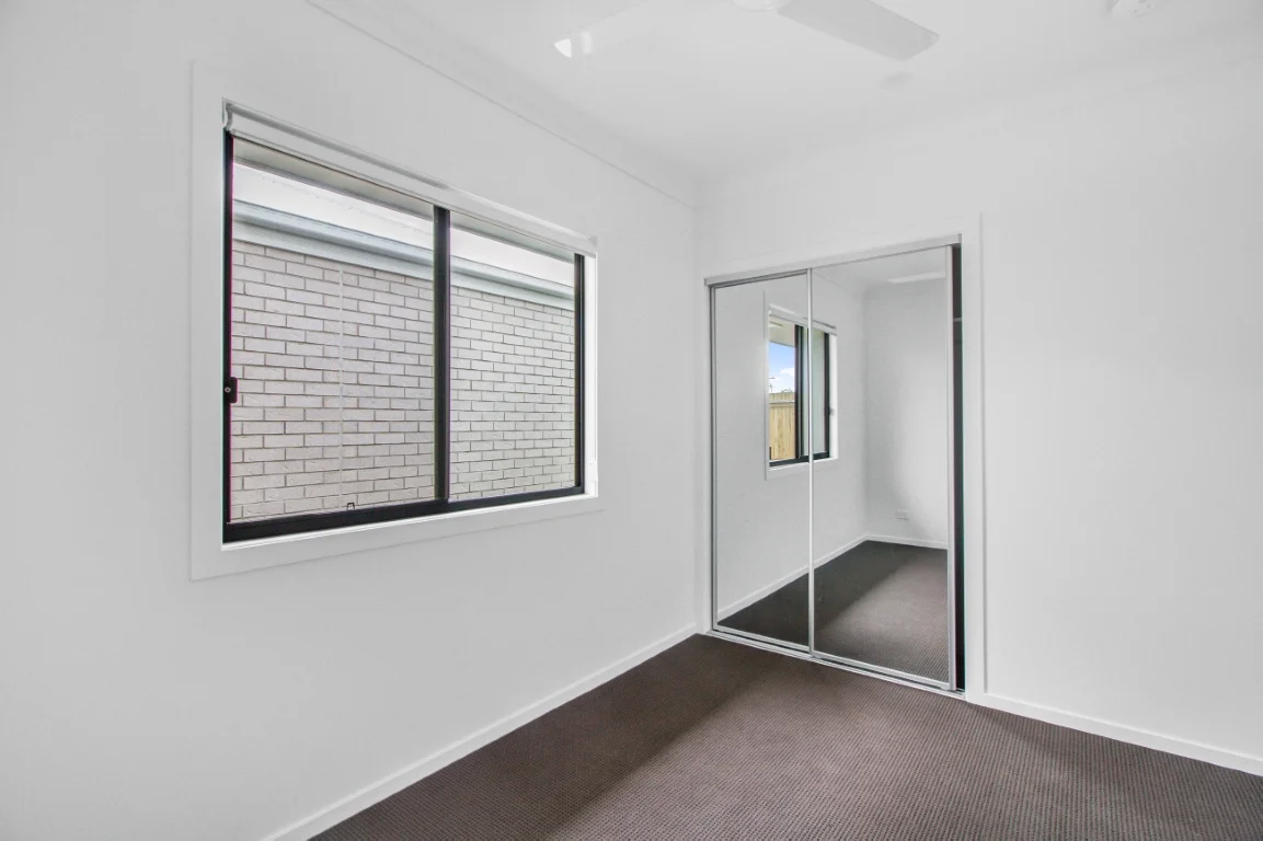 Additional image 9 of 11 Point Avenue, Victoria Point QLD 4165