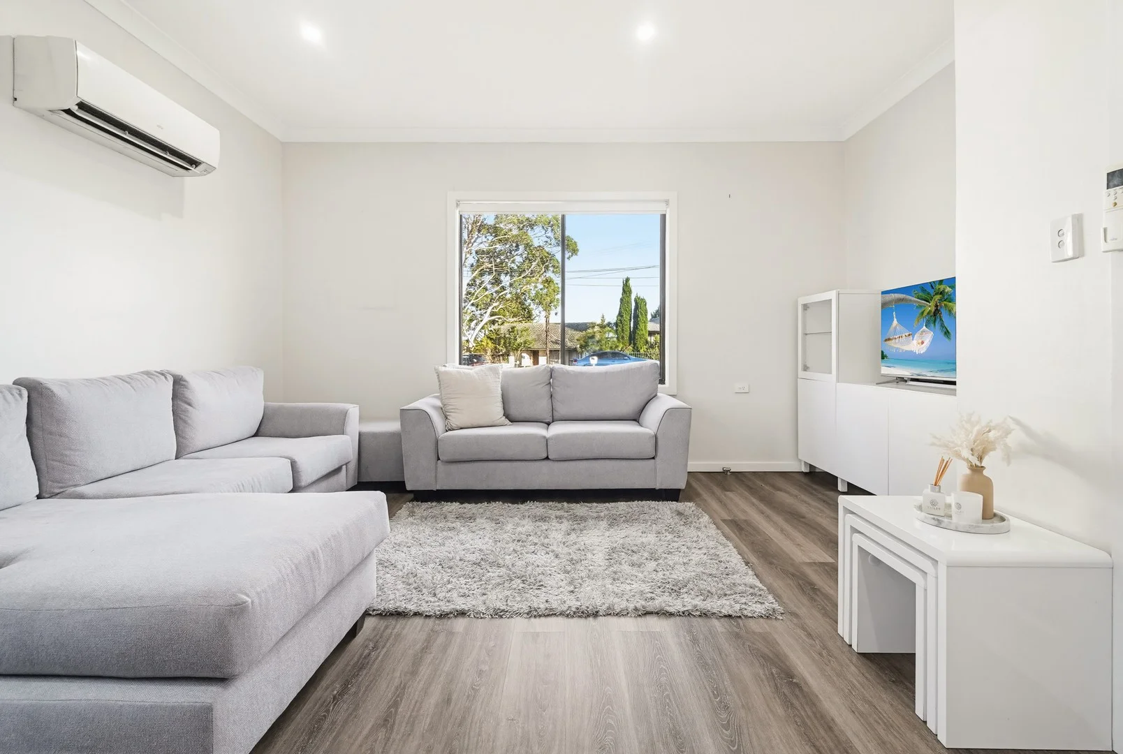 15 Noakes Parade, Lalor Park NSW 2147
