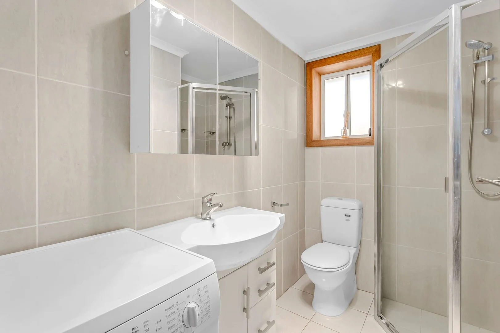 Additional image 5 of 6a Wareham Crescent, Frenchs Forest NSW 2086
