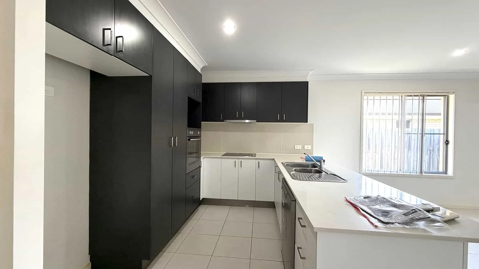 46 Cirrus Way, Coomera QLD 4209 photo 2