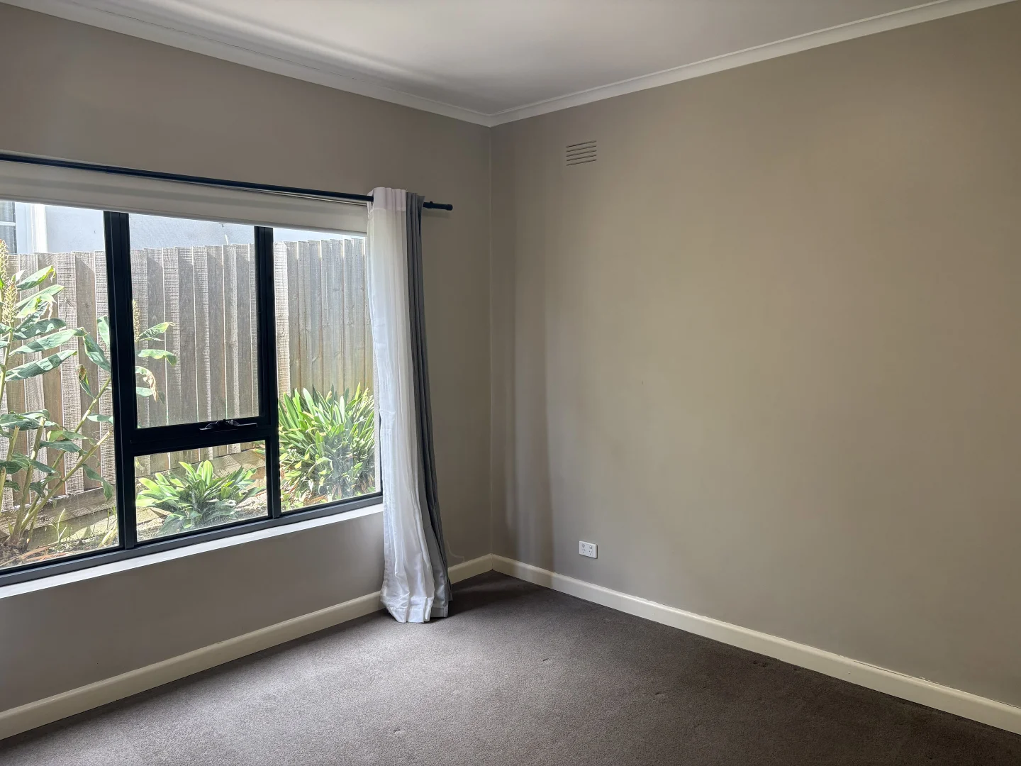 Additional image 4 of 2/83 Maltravers Road, Ivanhoe East VIC 3079