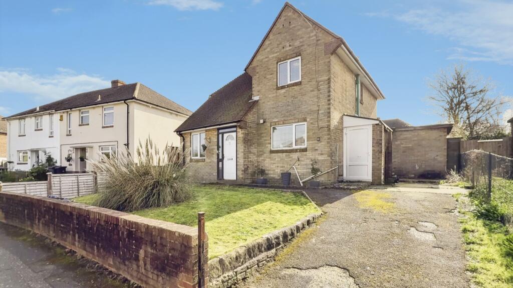 Gort Road, WEST HOWE, Bournemouth, Dorset, BH11