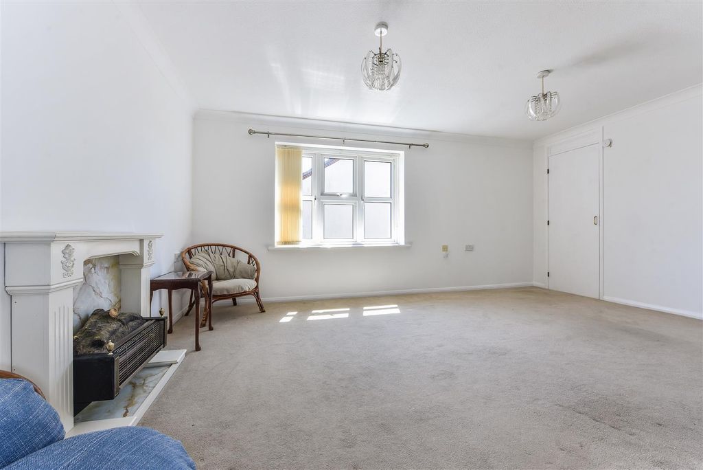 Additional image 6 of 2 bed flat for saleWindmill Court, East Wittering, Chichester PO20