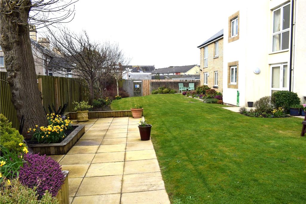 Additional image 2 of 1 bed flat for saleStoneleigh Court, Porthcawl CF36