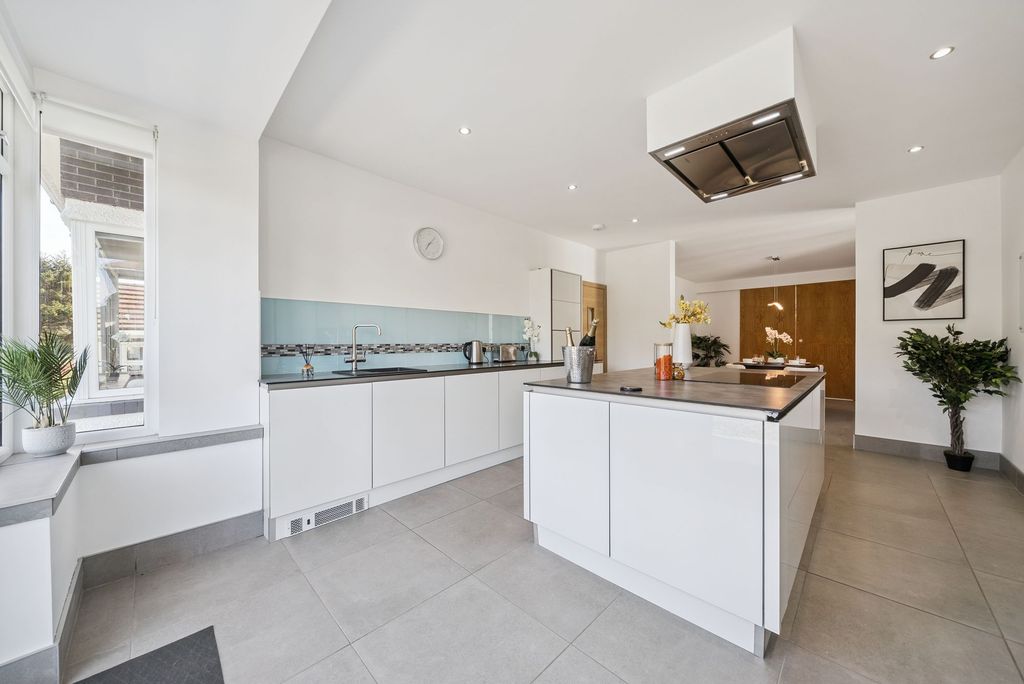 Additional image 12 of 5 bed detached house for saleStirling Drive, Bearsden G61
