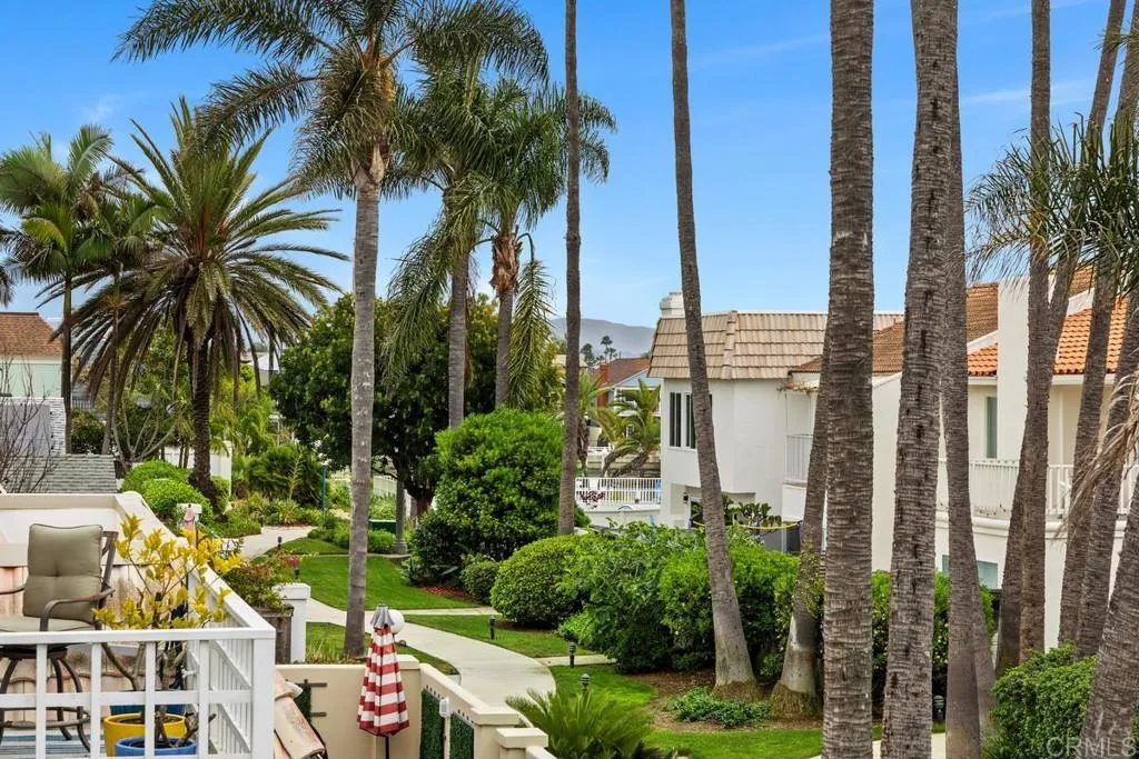 Additional image 26 of 69 Half Moon Bend, Coronado, CA 92118