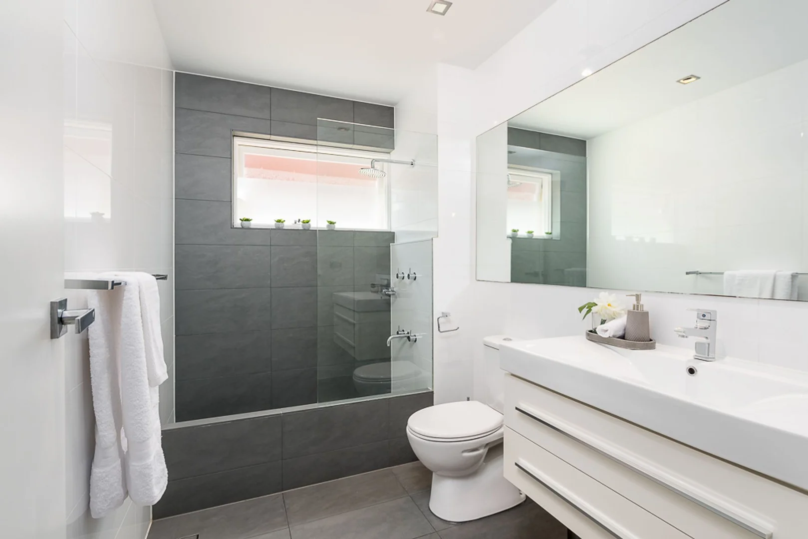 Additional image 7 of 2/73 Alfred Street, Ramsgate Beach NSW 2217