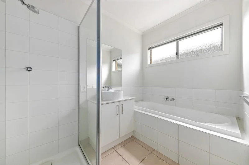 Additional image 10 of 8 Blossom Way, Carrum Downs VIC 3201