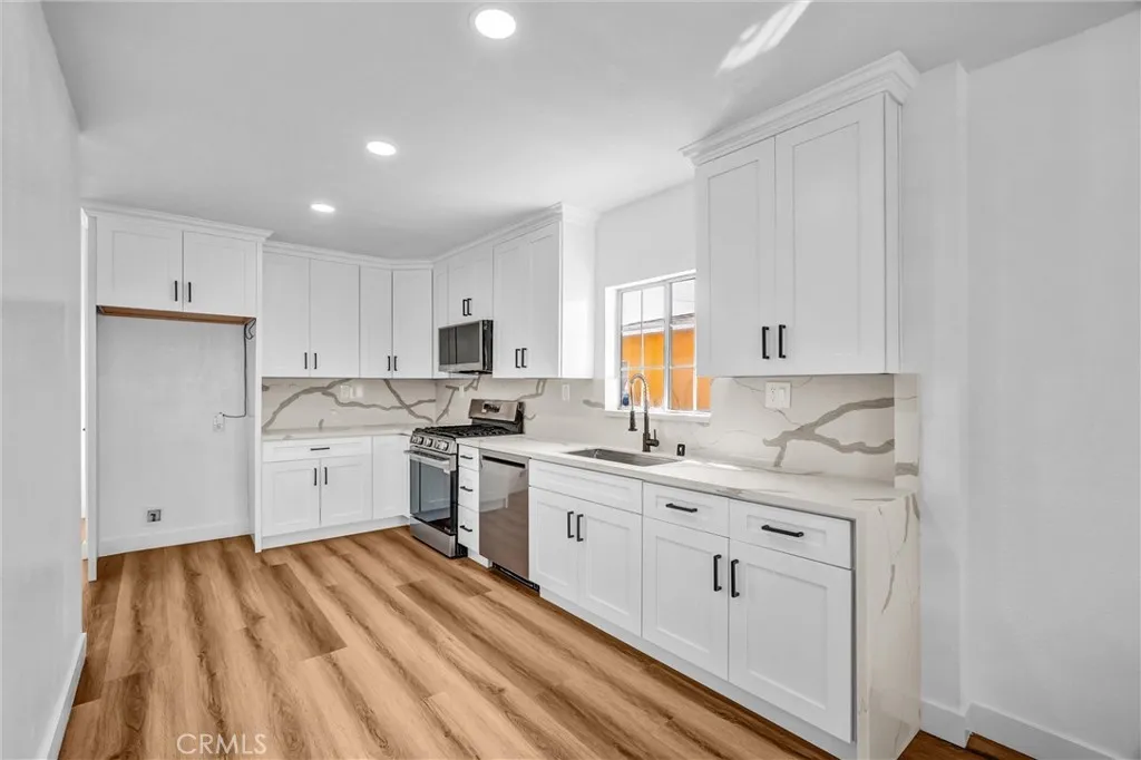 Additional image 12 of 1200 S Castlegate Ave, Compton, CA 90221