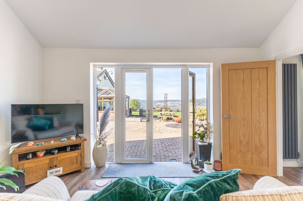 Additional image 33 of 6 bed detached house for salePenyrheol, Pontypool NP4