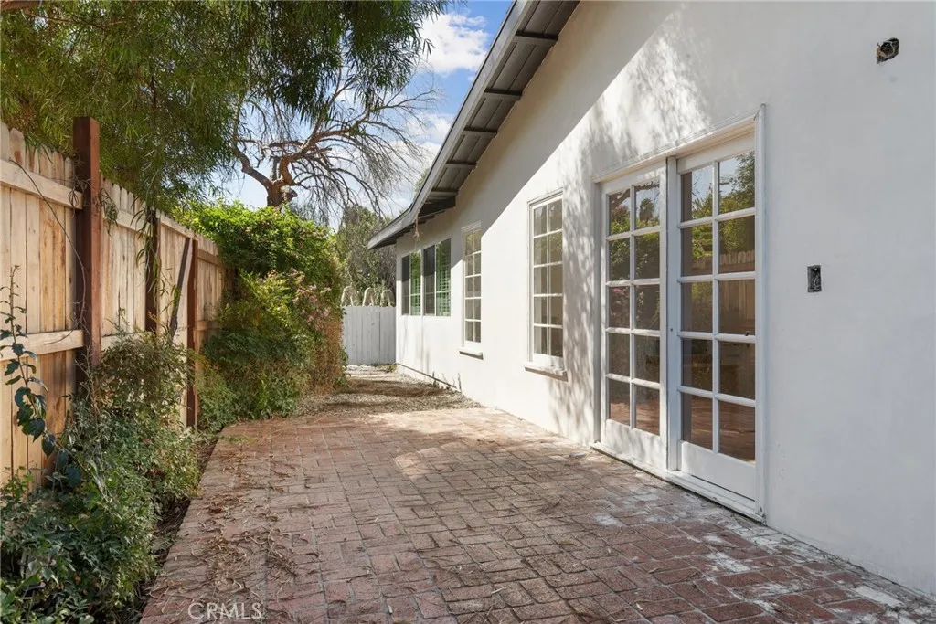 Additional image 26 of 23312 Ostronic Dr, Woodland Hills, CA 91367