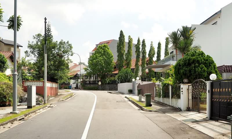 First Street, Siglap Road