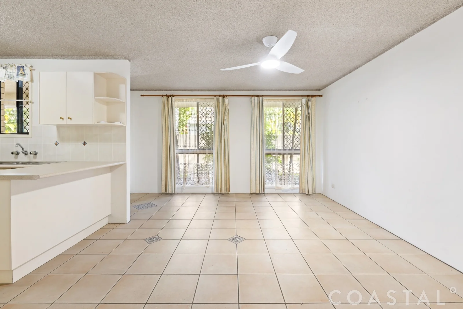Additional image 2 of 1/5 St Kilda Avenue, Broadbeach QLD 4218
