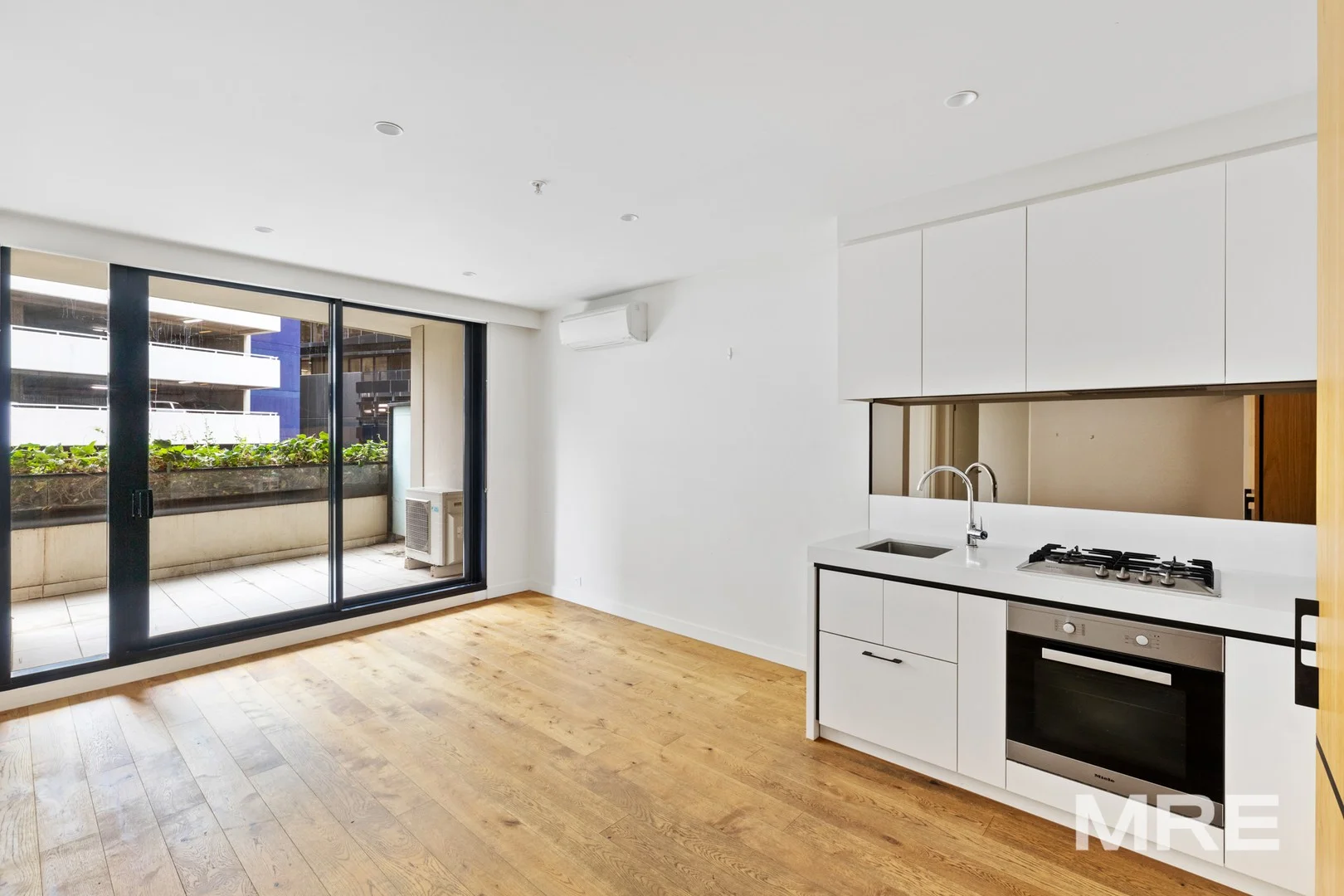210/8 Daly Street, South Yarra VIC 3141